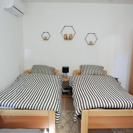 Ðakovo Studio Apartman Bandb מראה חיצוני תמונה
